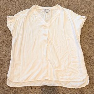 Nine West White V-Neck Short Sleeve Blouse